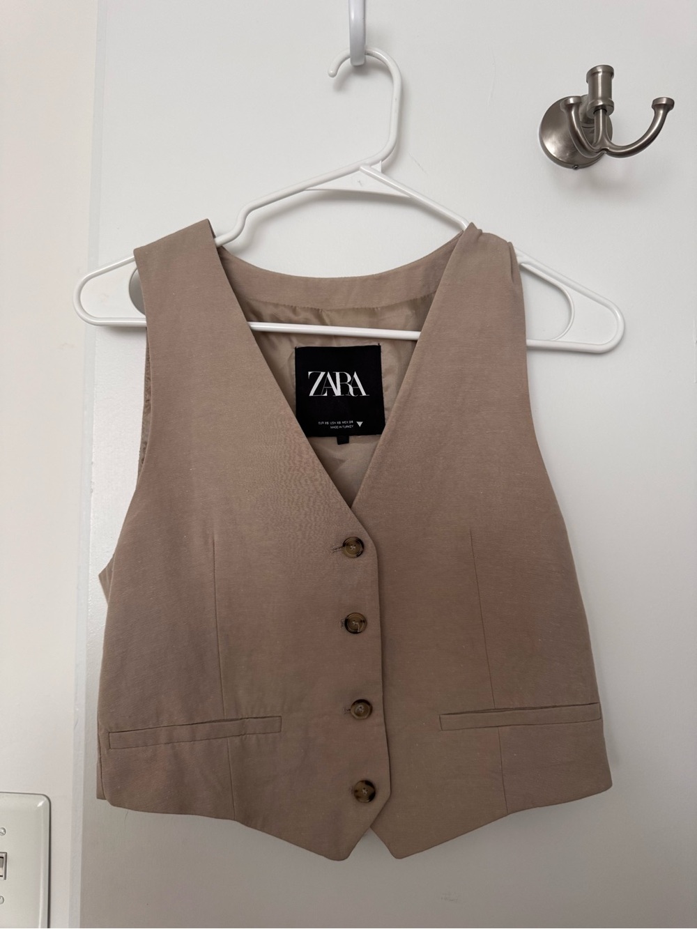 Zara Taupe Button-Front Vest Tank